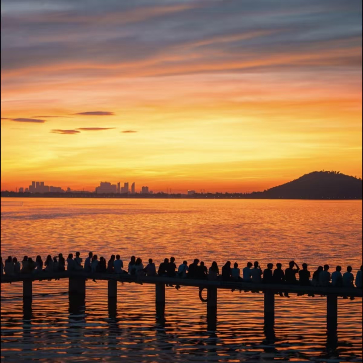 【畅玩】武汉泰洋酒店豪华单间3天2晚+武汉欢乐谷+武汉旅游观光巴士