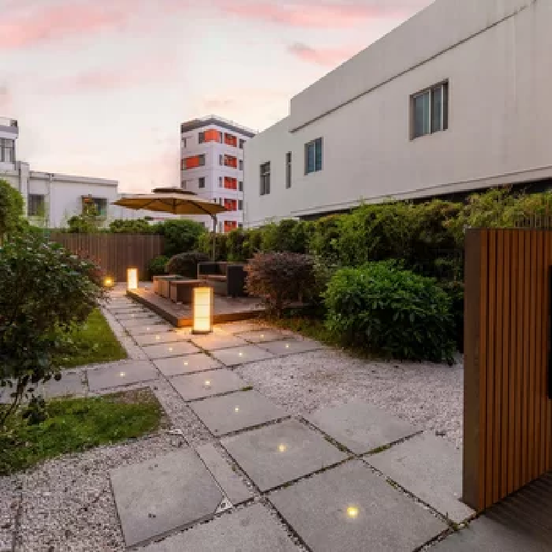 D3天2晚深圳市华里酒店深圳南山海岸城店自由行+中英街门票单人酒景套餐