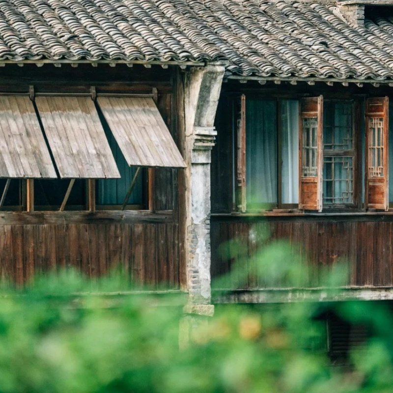 【家游染艺】乌镇民宿水市客舍水巷驿1晚+2大1小门票+火锅+扎染