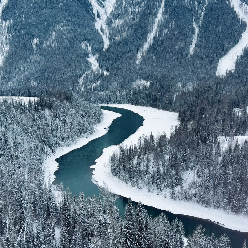 2-4人越野小团新疆旅游白巴哈赛湖喀纳斯禾木8天五钻景区大窗木屋