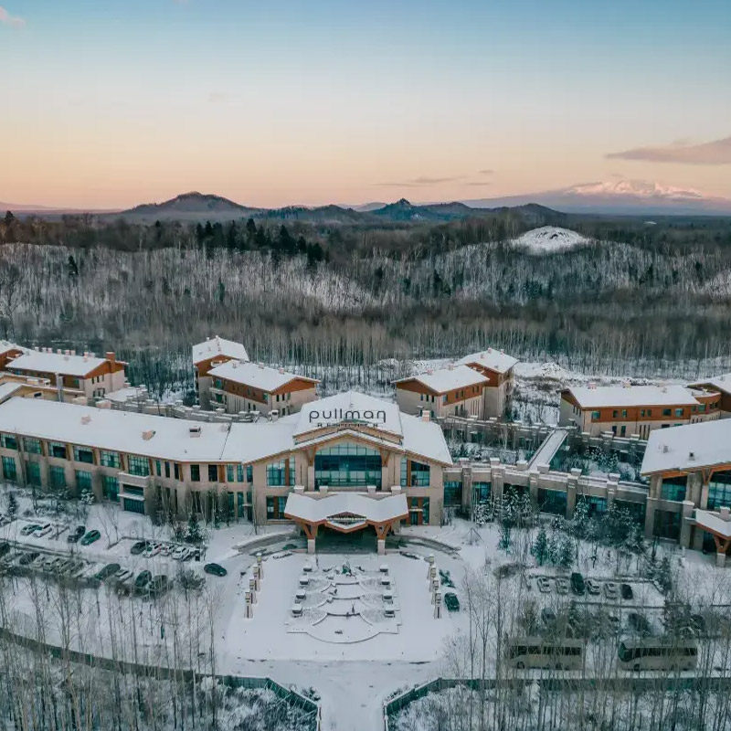 雪乡吉林长白山西坡+雪票+温泉酒店君澜铂悦蓝景皇冠鲁能瑞士套餐/出游飞猪1-10T