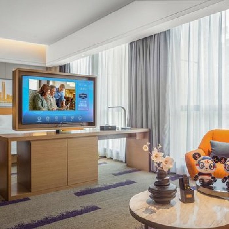 D2天1晚东莞中心广场希尔顿欢朋酒店自由行+粤晖园门票单人酒景套餐