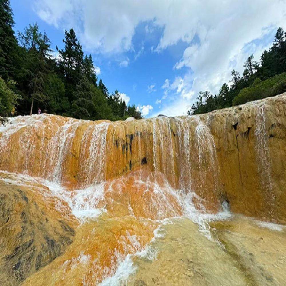 成都+九寨沟+黄龙5日4晚跟团游 | 成都出发 - 定制游预订