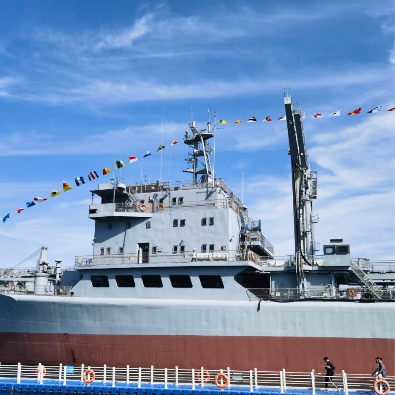 泰州碧桂园凤凰酒店漫悦花园大/双床房+海军舰艇文化园门票2张/秋雪湖通话森林门票2张