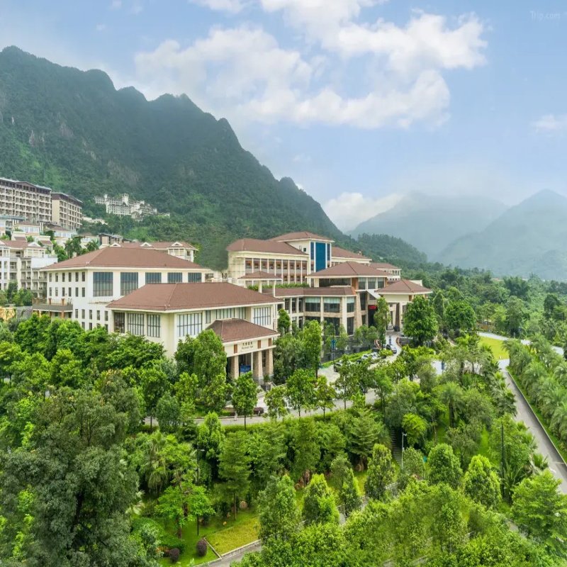 广州增城三英温泉度假酒店2天1晚含自助早餐无限次真温泉