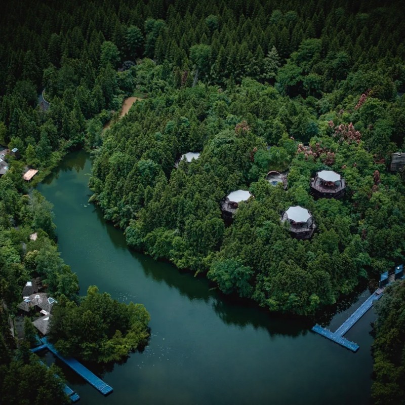 【梦居树屋 齐云逍遥】1晚自由家·树屋世界+齐云山门票+西递宏村联票+门票均1送1