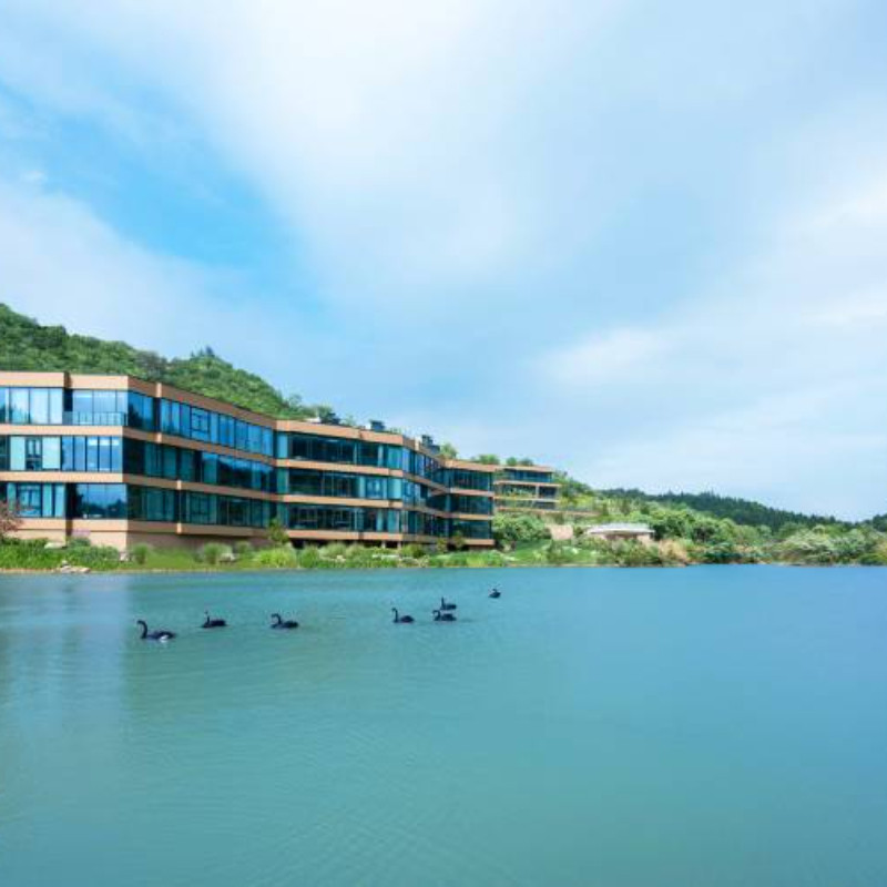 莫干山都喜天丽酒店2晚+早餐+双人汤泉+草坪游戏 - 定制游预订