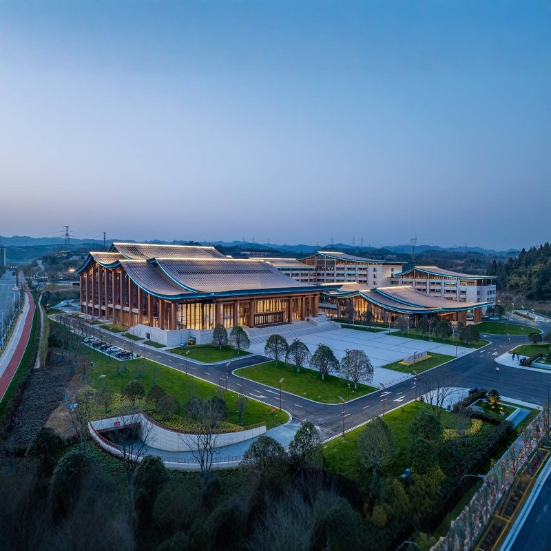 【寒假早鸟】宜昌三峡宾馆+三峡人家门票+景区往返船票+ 景区换乘车票2天1晚自由行 - 定制游预订