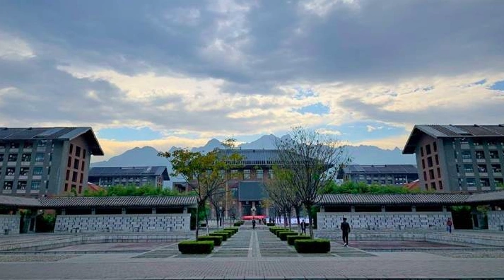 西安建筑科技大学(东校区)图片