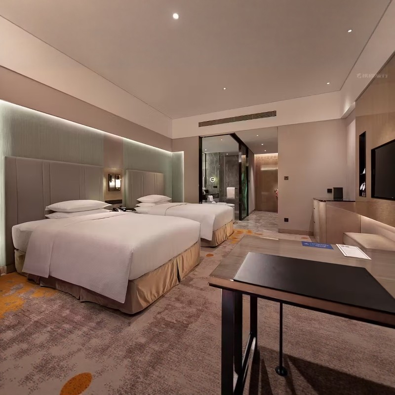 台州希尔顿×海洋世界|4天3晚深海奇遇宿豪华房+海洋世界门票