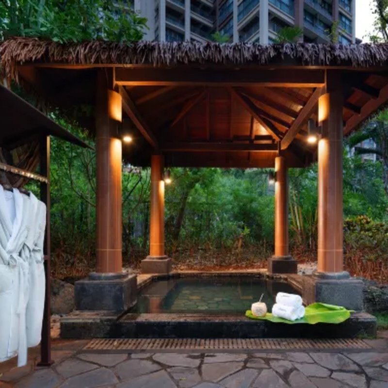 海口南海希尔顿欢朋酒店 2天1晚 客房+早餐+温泉+海口石山火山群国家地质公园门票