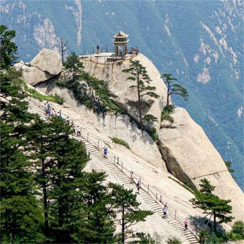 陕西4天3晚跟团游 渭南华山大雁塔钟鼓楼回民街 24小时接送机 - 定制游预订