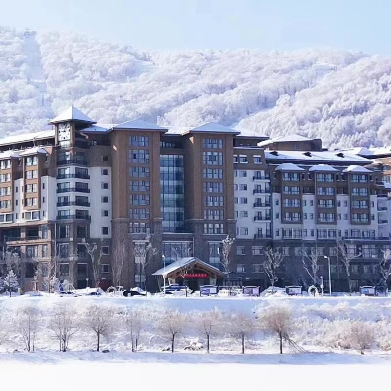 北大湖山湖居/星空营/假日/北美时光度假酒店 1晚+每晚2-4人(早餐+雪票+温泉) - 定制游预订