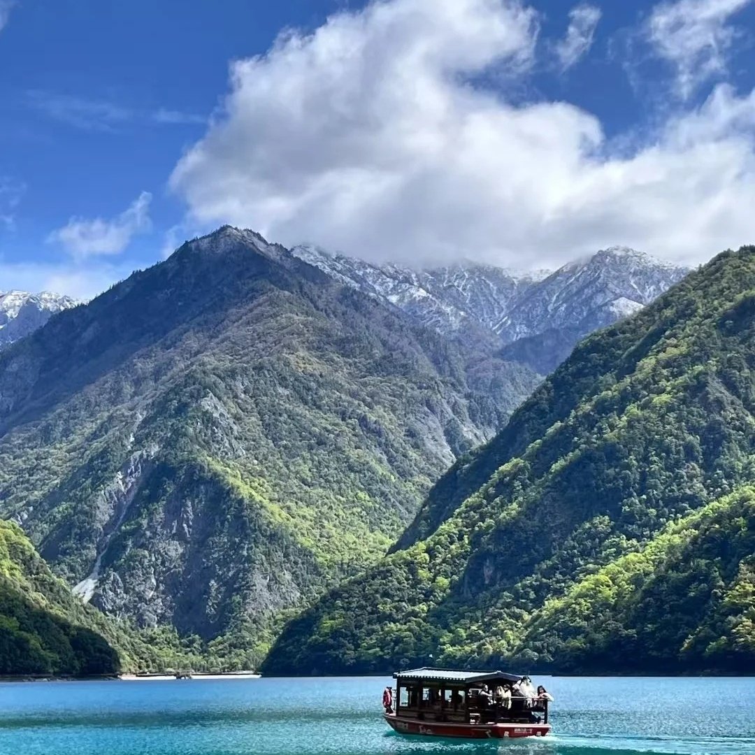文县海天生态酒店住宿+文县天池国家森林公园成人门票 - 定制游预订