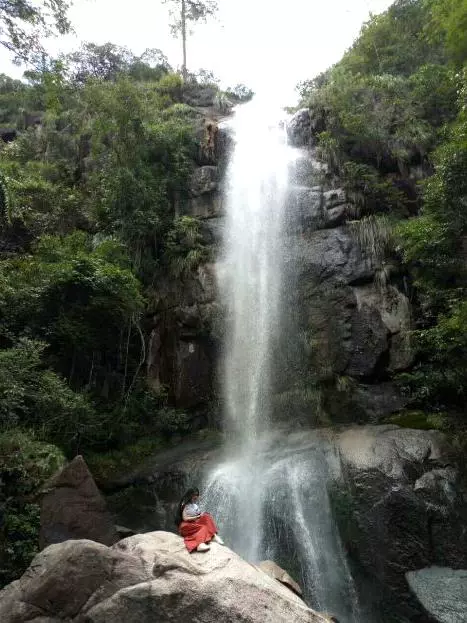 梧风洞风景区图片