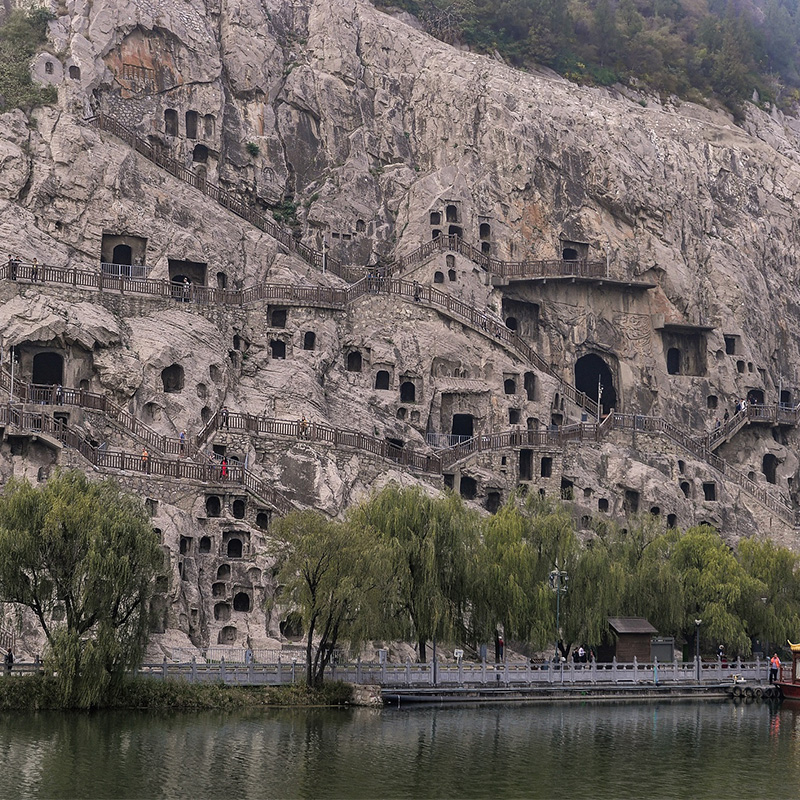 河南洛阳2天1晚洛阳伊水大酒店+龙门石窟