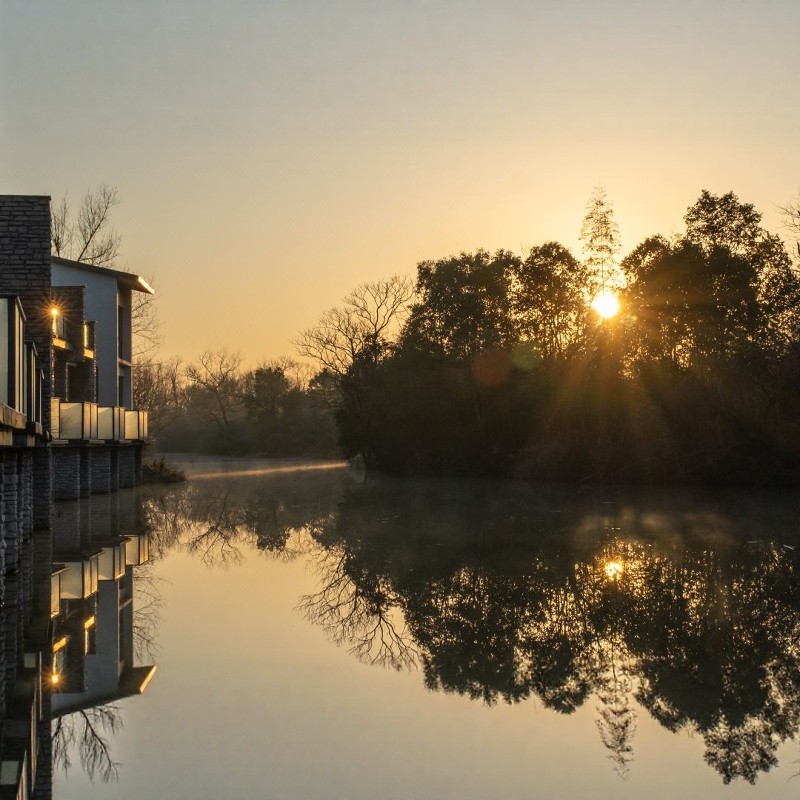 【高分国宾馆】1晚浙江杭州西溪宾馆+限量免费升别墅房/西溪/宋城+飞来峰买1送1景任选