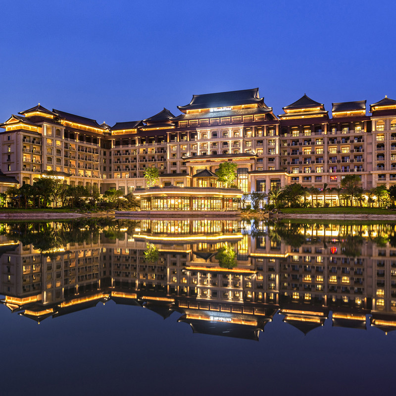 广州融创施柏阁大观/悦雪含早+热雪奇迹不限时娱雪滑雪乐园 - 定制游预订