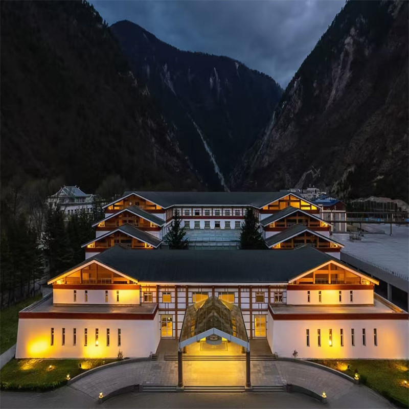 【四川阿坝藏族羌族自治州旅行】九寨庄园施柏阁酒店+九寨沟景区3天2晚 - 定制游预订