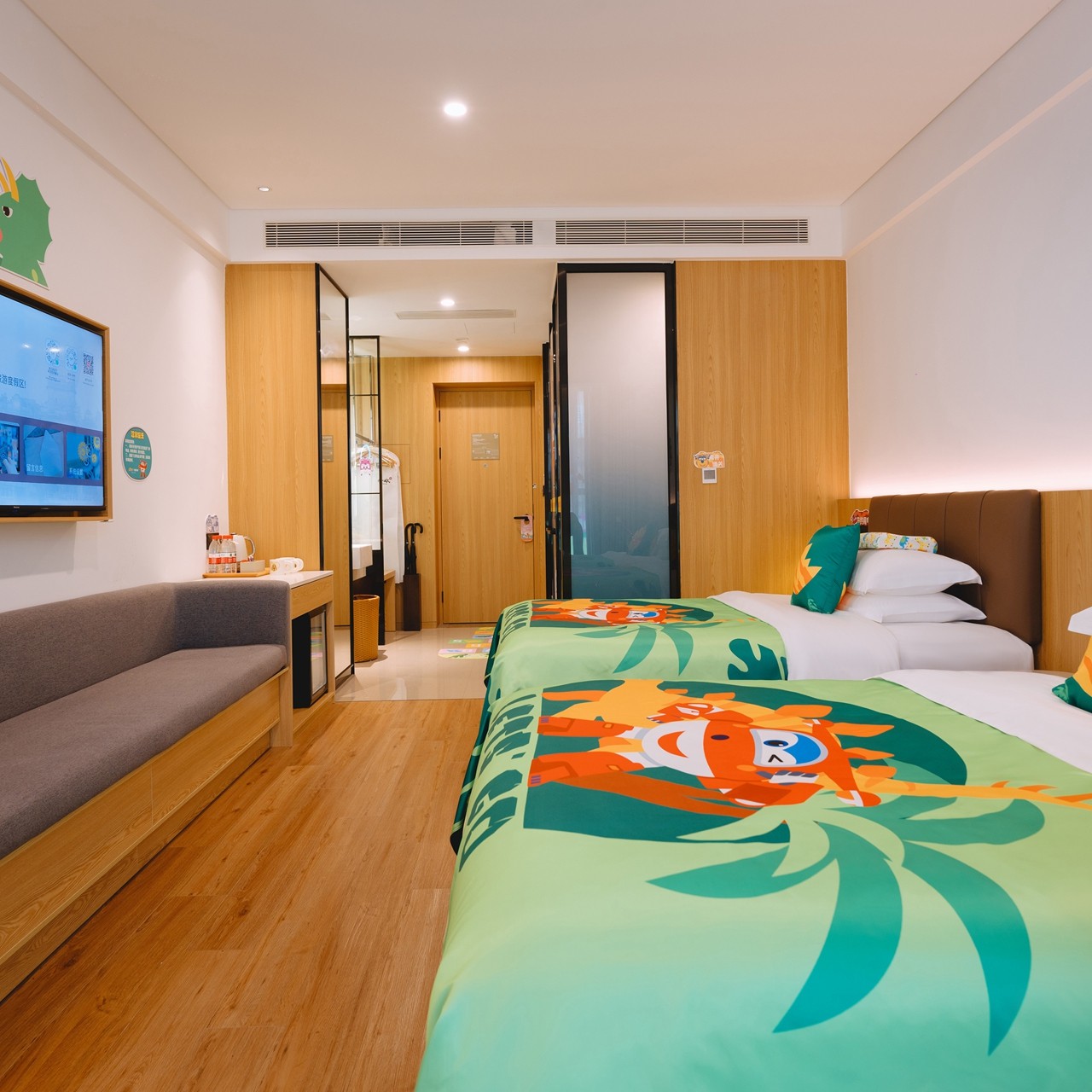 赤坎华侨古镇长盛旅店♥酷芽亲子房+2大1小早餐+赤坎古镇门票