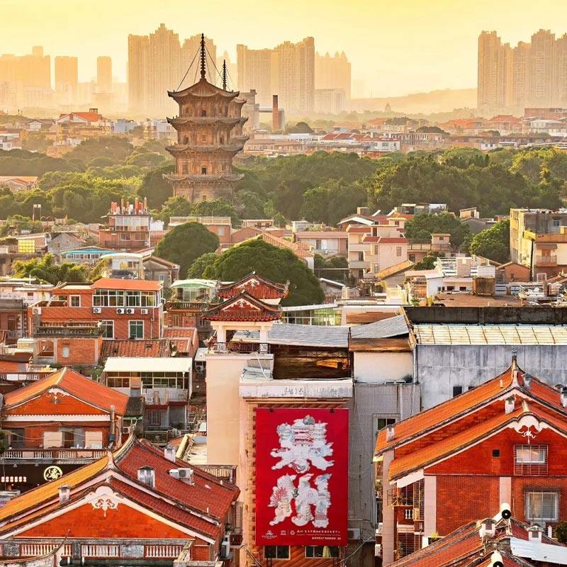 【8人团】泉州古城纯玩一日游CityWalk天后宫+开元寺+清净寺+文庙 - 定制游预订