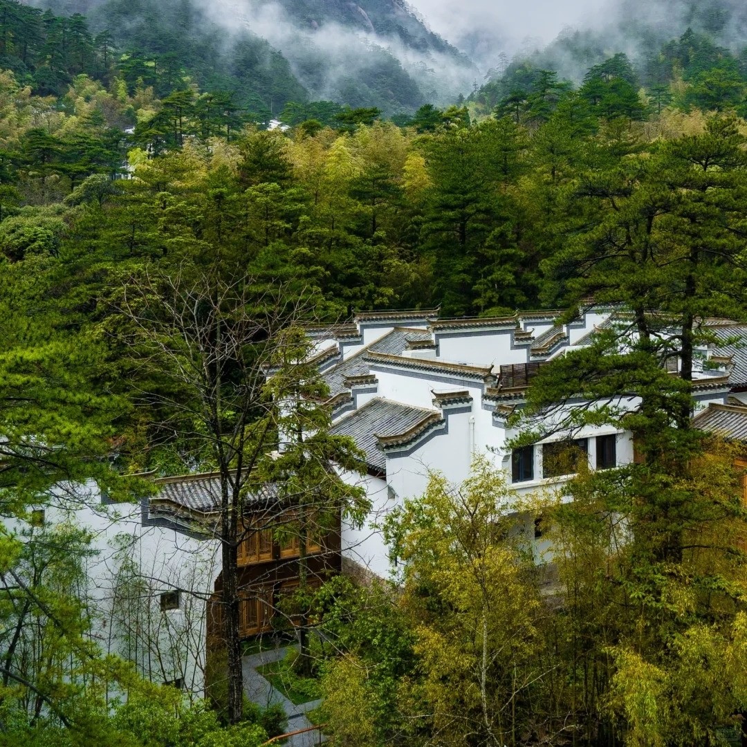 黄山祥源云谷酒店2天1晚高级大床房+双人精致早餐+自助下午茶