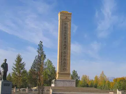 梨园口战役遗址纪念碑图片