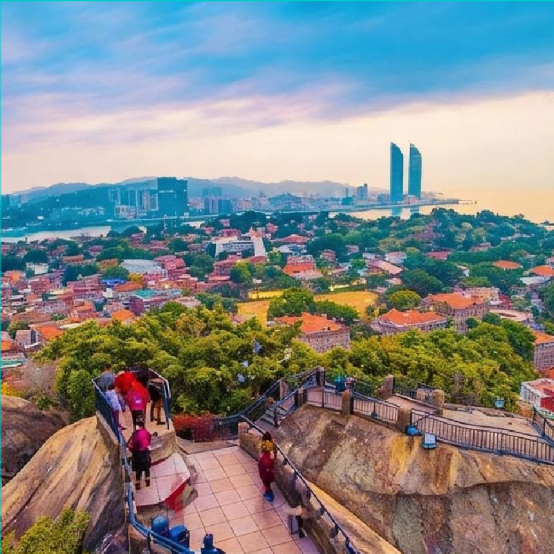 厦门中山路四钻酒店4天3晚自由行+厦门园林植物园+钟鼓+鼓浪屿+曾厝垵+中山路步行街