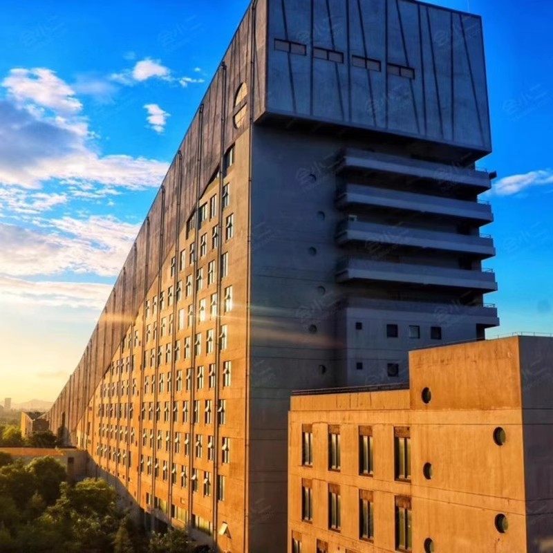 绍兴乔波国际会议中心酒店1晚+早餐+双人/3人/4人乔波滑雪门票