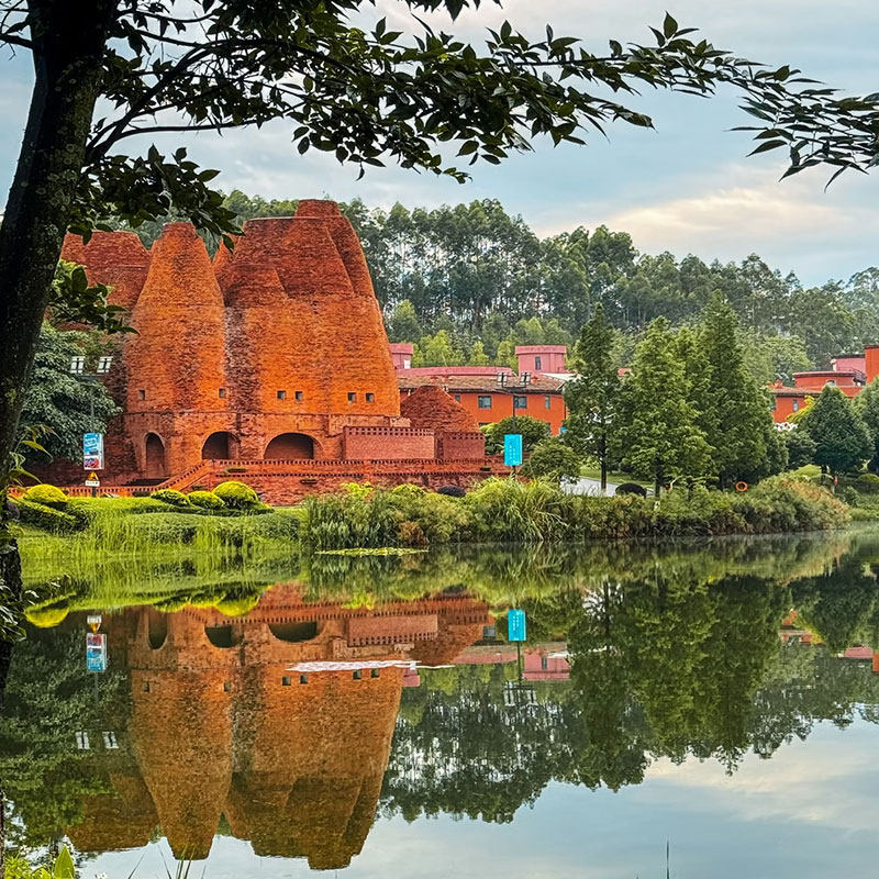 云南弥勒2天1晚家庭自由行可选酒店搭美食泡温泉电影票 - 定制游预订