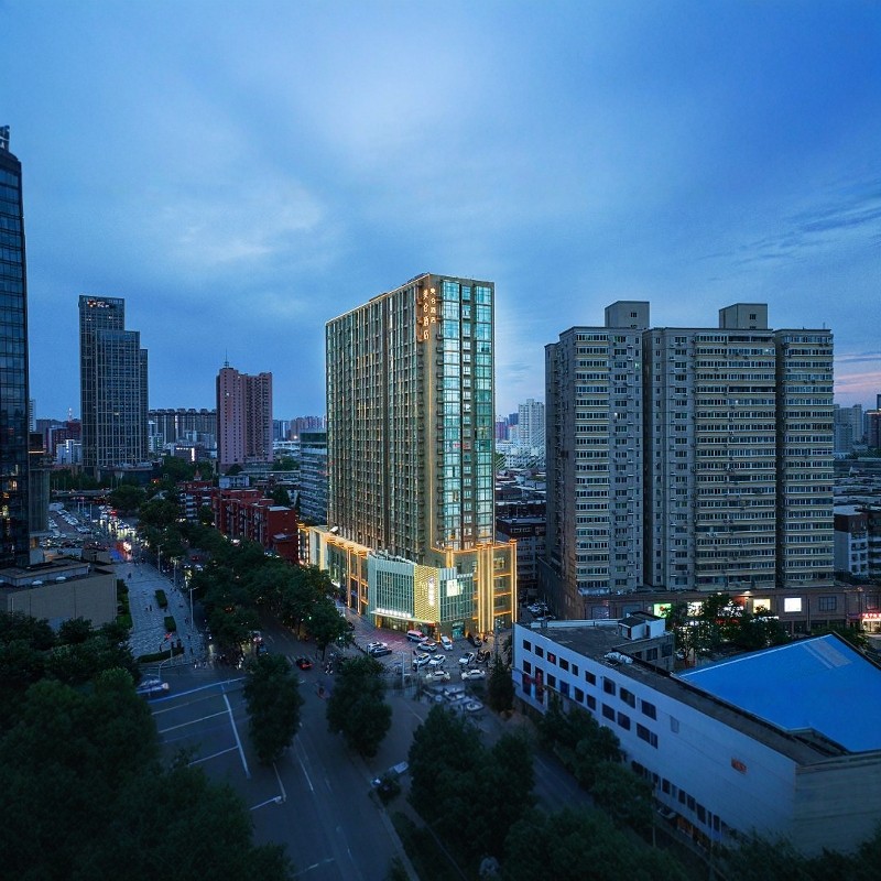 郑州-郑州二七广场美仑酒店|商务大床房+中原福塔门票2天1晚自由行 - 定制游预订