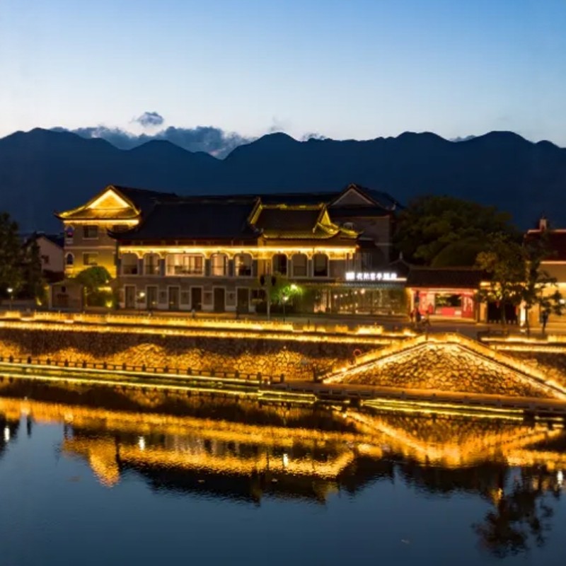 【宿君亭 · 悦游溪口】1晚宁波奉化溪口夜泊君亭酒店+商量岗滑雪票+手作体验等套餐