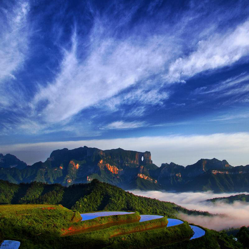 湘西酒景套餐5天4晚张家界凤凰古城国家森林公园天门山三索一梯多程票酒景套餐
