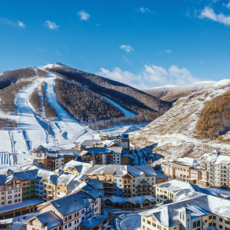 【1住1滑】张家口太舞滑雪场太舞酒店/雪麓居/鹰巢酒店+1天雪票/温泉/早餐