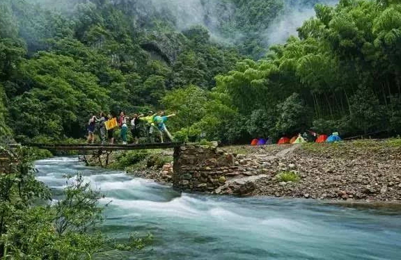 泾县月亮湾风景区图片