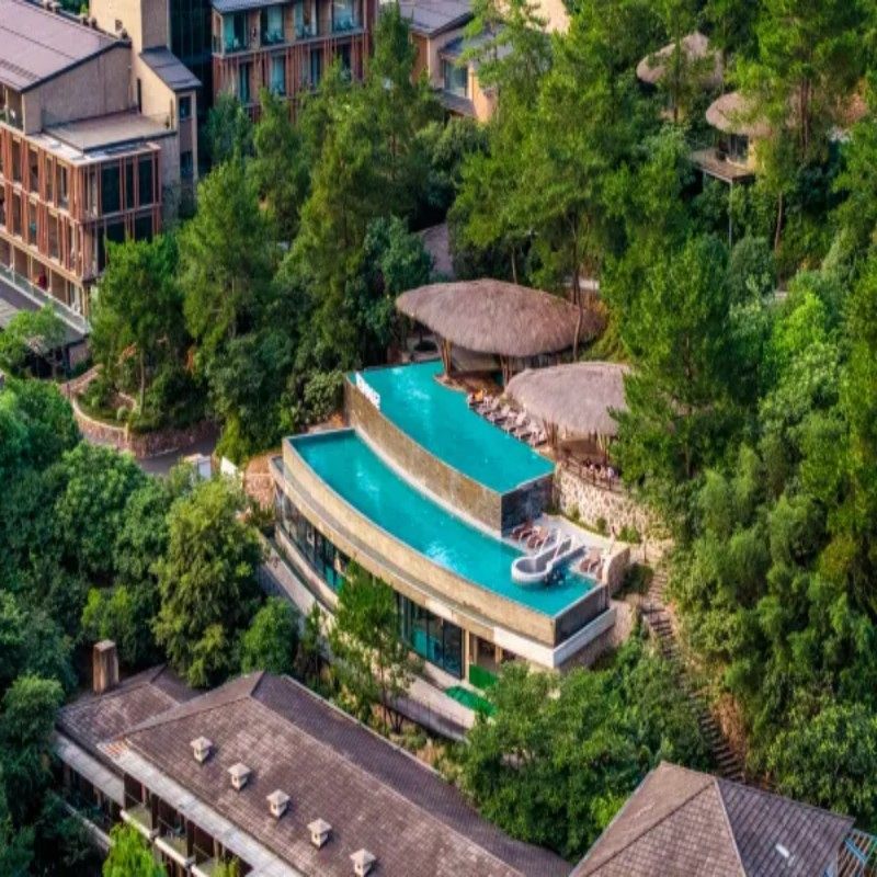 君澜·安吉老庄山居度假酒店3天2晚+云上草原成人门票+早餐