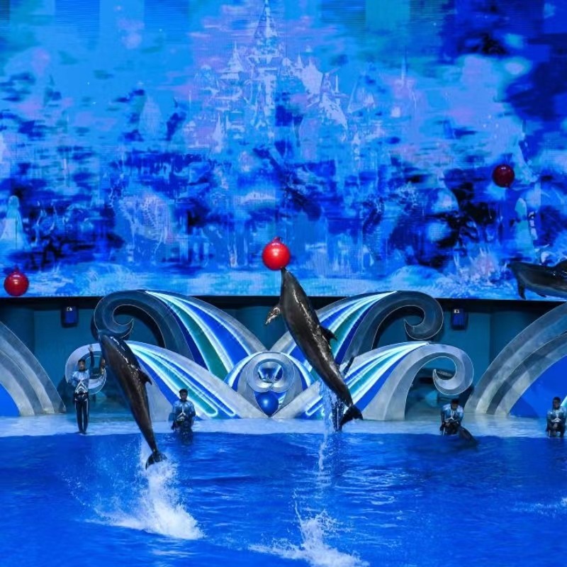 周末不加价*桂林融创施柏阁1晚+双人(早餐+晚餐+无限次海世界)