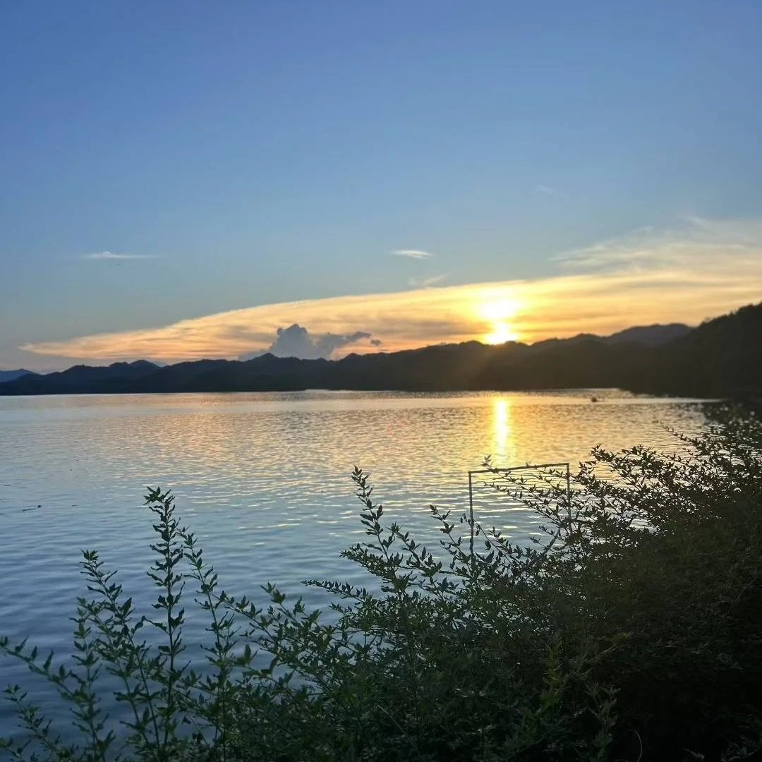 秦皇岛金梦海湾希尔顿欢朋酒店住宿+新澳海底世界主馆成人门票