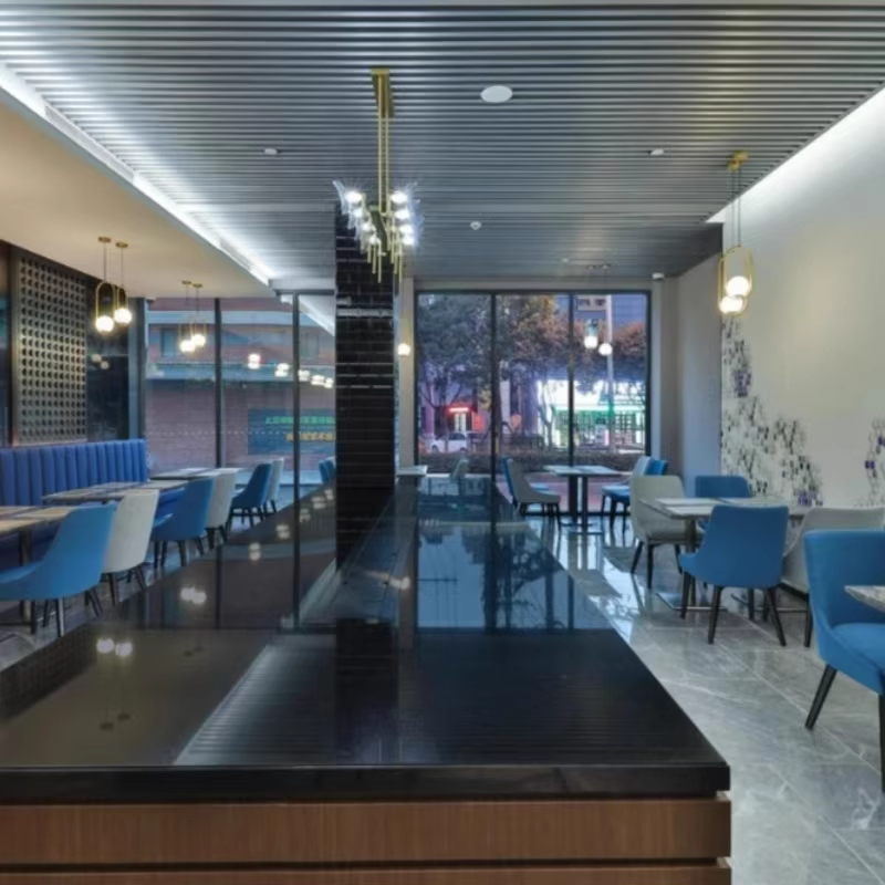 【4天3晚】上海桔子酒店/外滩豫园店/虹口足球场酒店/虹桥国展中心联友路店+门票+早餐