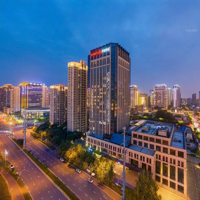 郑州-郑州郑东新区城际酒店|城际豪华房大床房+郑州市动物园门票3天2晚自由行 - 定制游预订