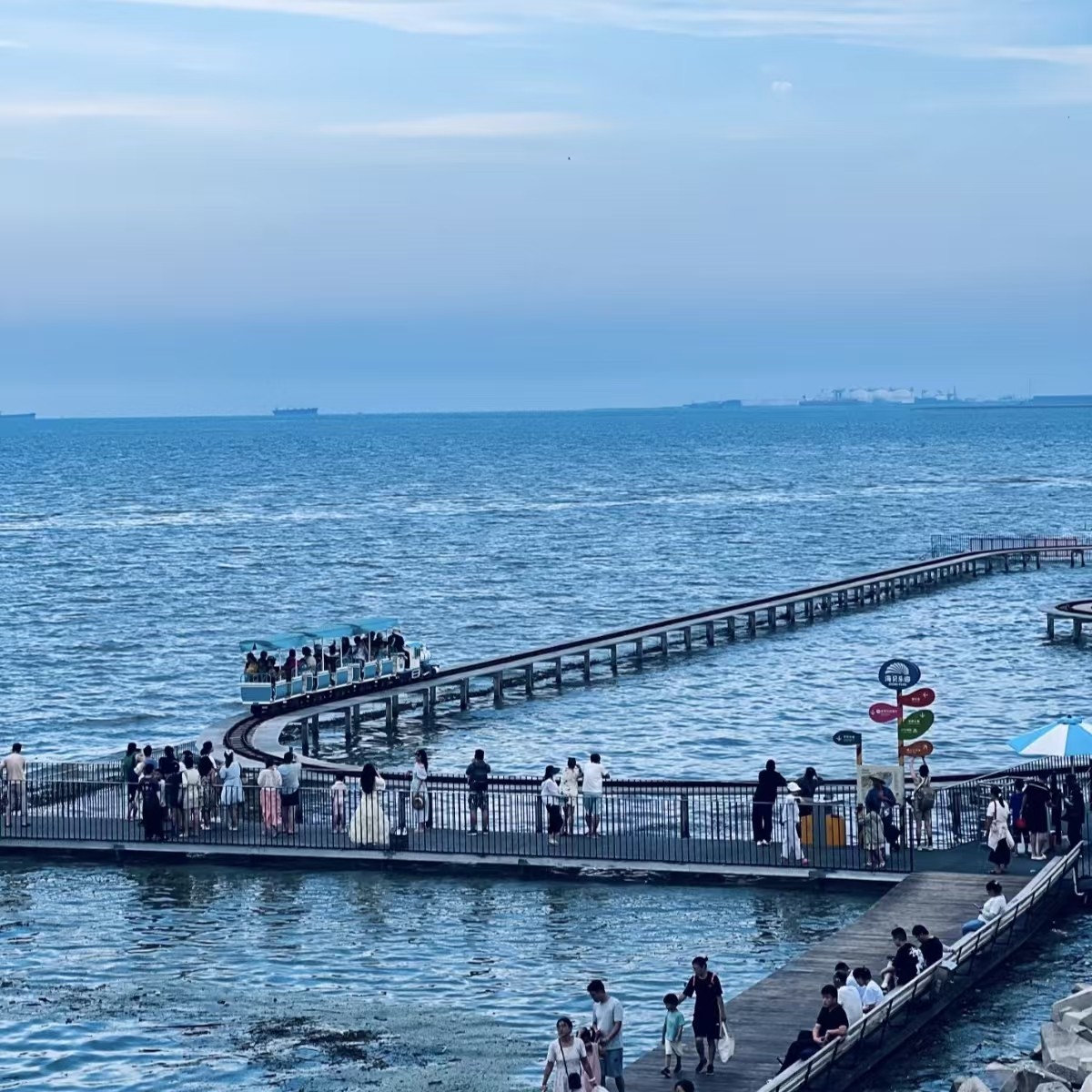 【畅享】天津北辰希尔顿欢朋酒店豪华双床房2天1晚+海河+津湾广场