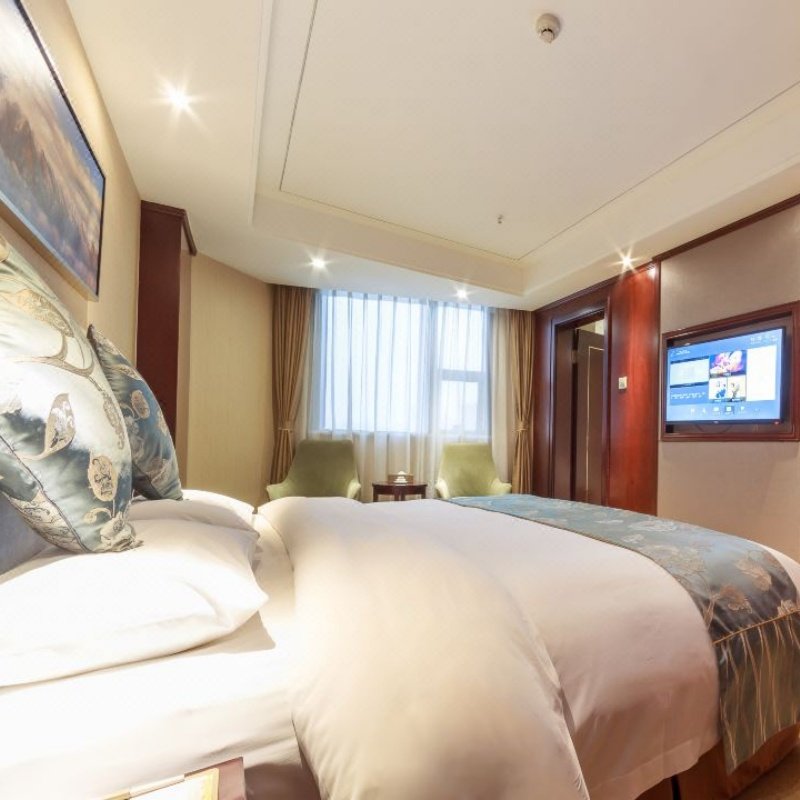 成都珠峰大酒店1晚+金沙遗址博物馆门票