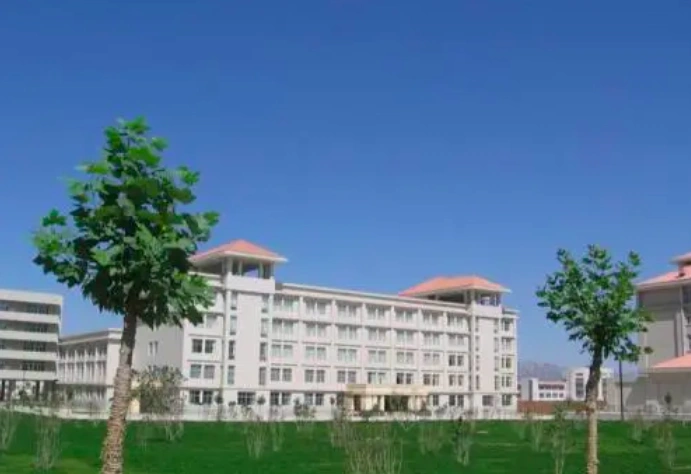 西北民族大学(榆中校区)图片