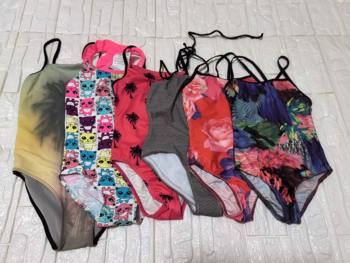 2024 autumn and winter green Chinese painting style girls conjoined triangle swimsuit professional training swimsuit women
