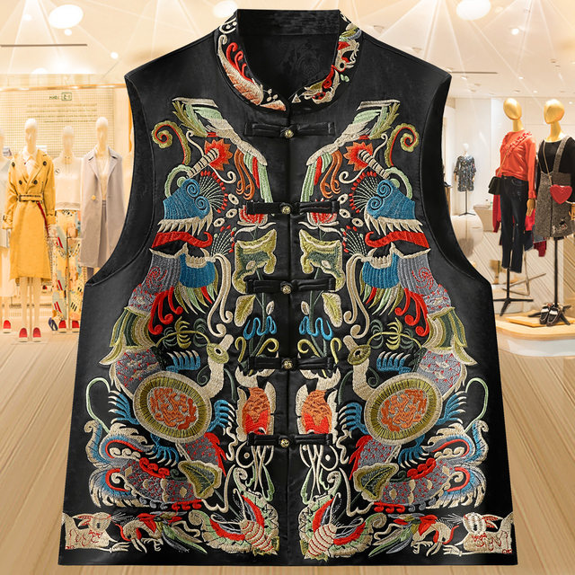 National style vest heavy industry embroidered vest 2025 spring and autumn new Chinese style retro national trend buckle top vest jacket