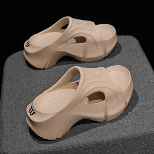 7cm thick-soled sandals for women in summer wear fashionable high heels on the beach and home non-slip 2025 new style super hot
