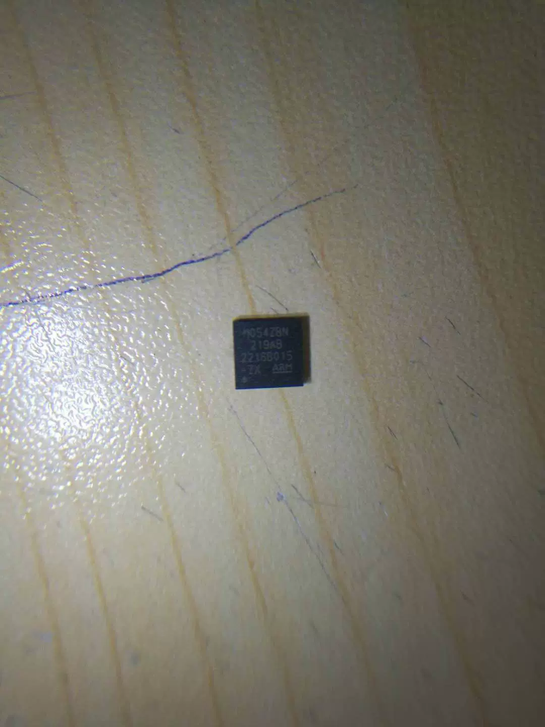 Nuvoton新唐代理全新原装M054ZDN QFN33 32位单片机8K FLASH