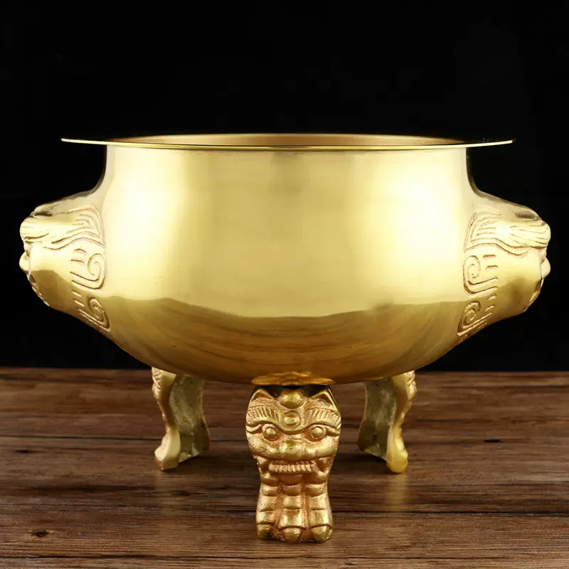 铜器  香炉  三足象耳三面狮头香炉 香道具  工艺品  美术品  摆件 铜器 香炉 三足象耳三面狮头香炉 香道具 工艺品 美术品