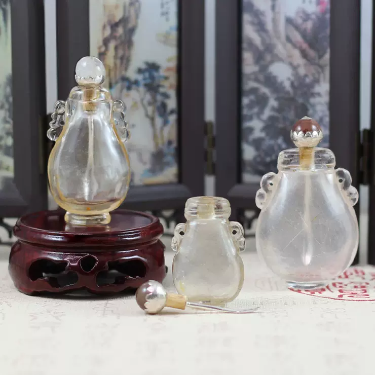 銀製鼻煙壺形飾り 鼻煙壷 鼻煙香 67 鶏と牡丹 ニワトリ ボタン 内側から手描き 工芸品