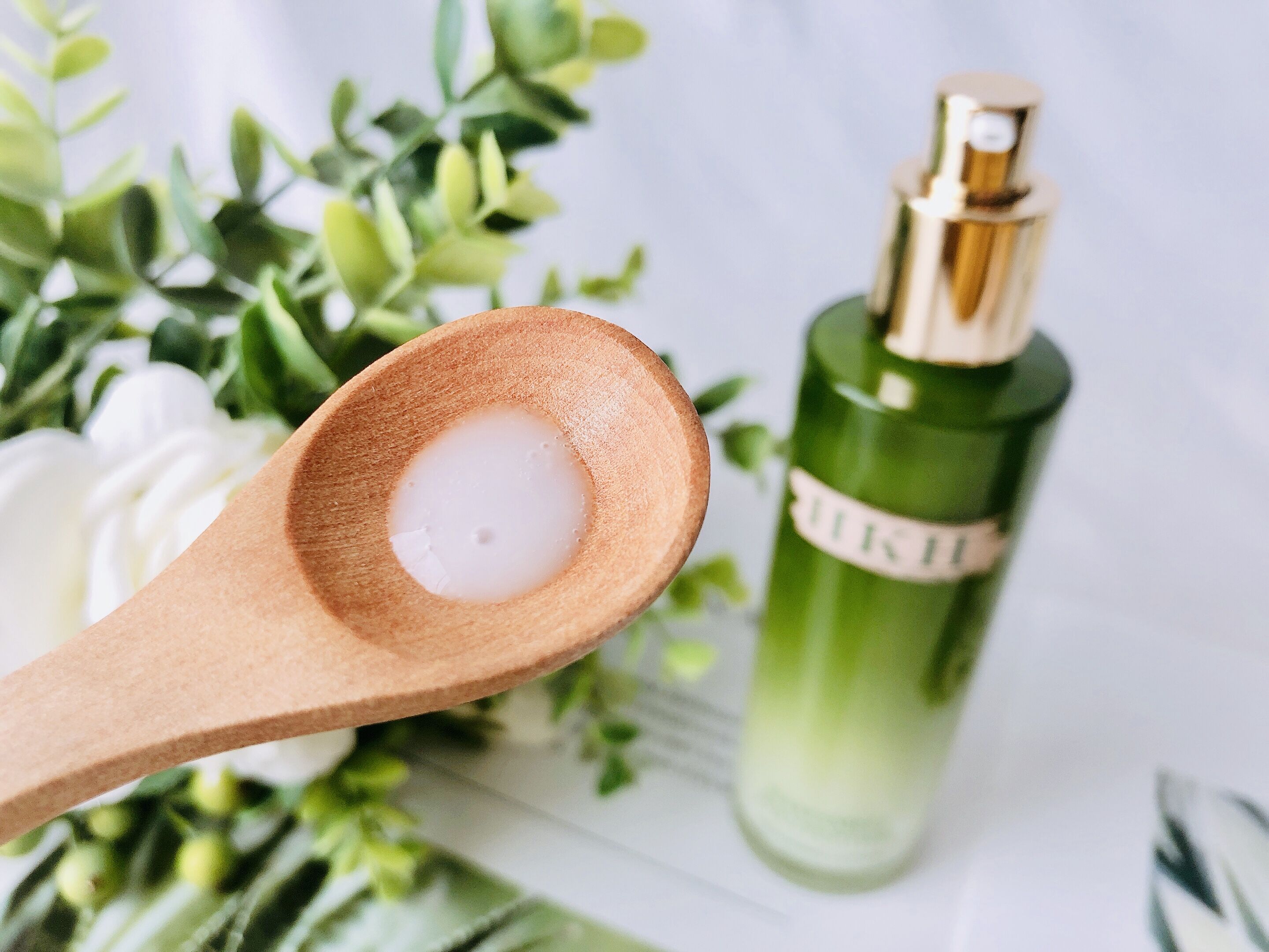 实测金缕梅护肤套装,和粗毛孔说再见!-趣美搭